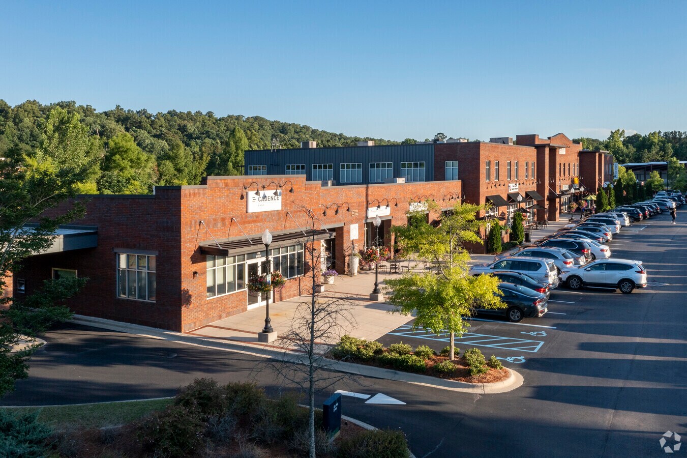 6801 Cahaba Valley Rd, Birmingham, AL 35242