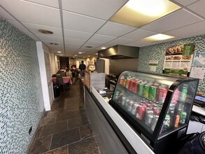 16 Market Pl, Doncaster for lease Interior Photo- Image 1 of 2