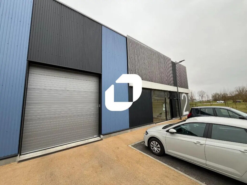 Vente Local d'activités 224 m² à 383 m² - Photo 1