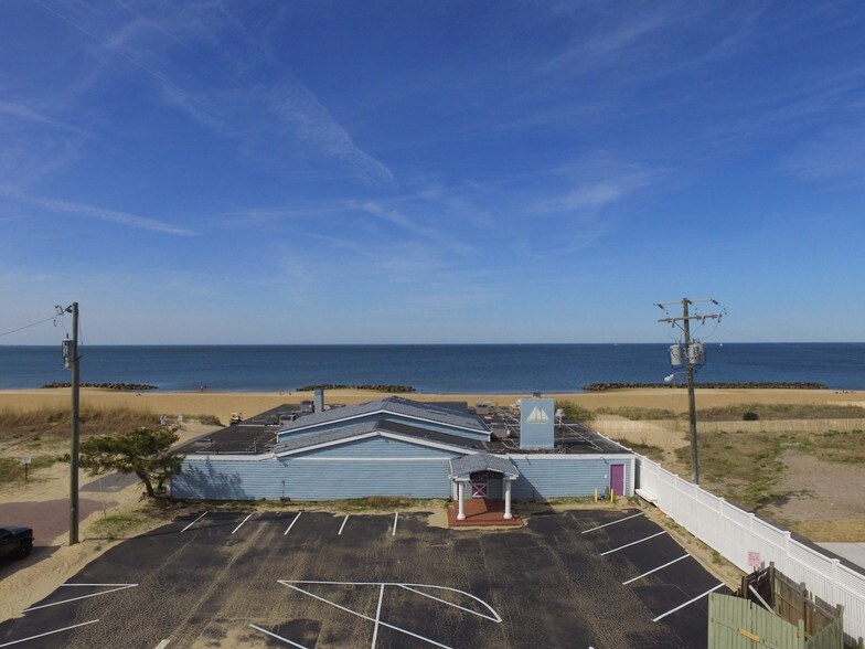 4110 E Ocean View Ave, Norfolk, VA for sale - Building Photo - Image 1 of 1