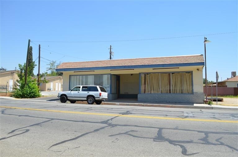 2505 Alta Vista Dr, Bakersfield, CA 93305