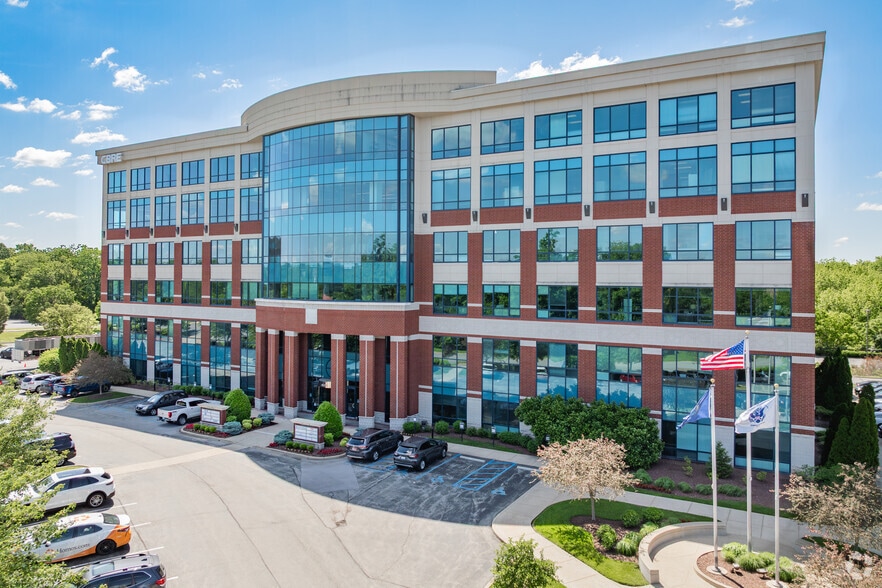 10200 Forest Green Blvd, Louisville, KY for lease - Aerial - Image 3 of 20