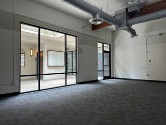 More details for 120 N Maclay Ave, San Fernando, CA - Office, Retail for Lease