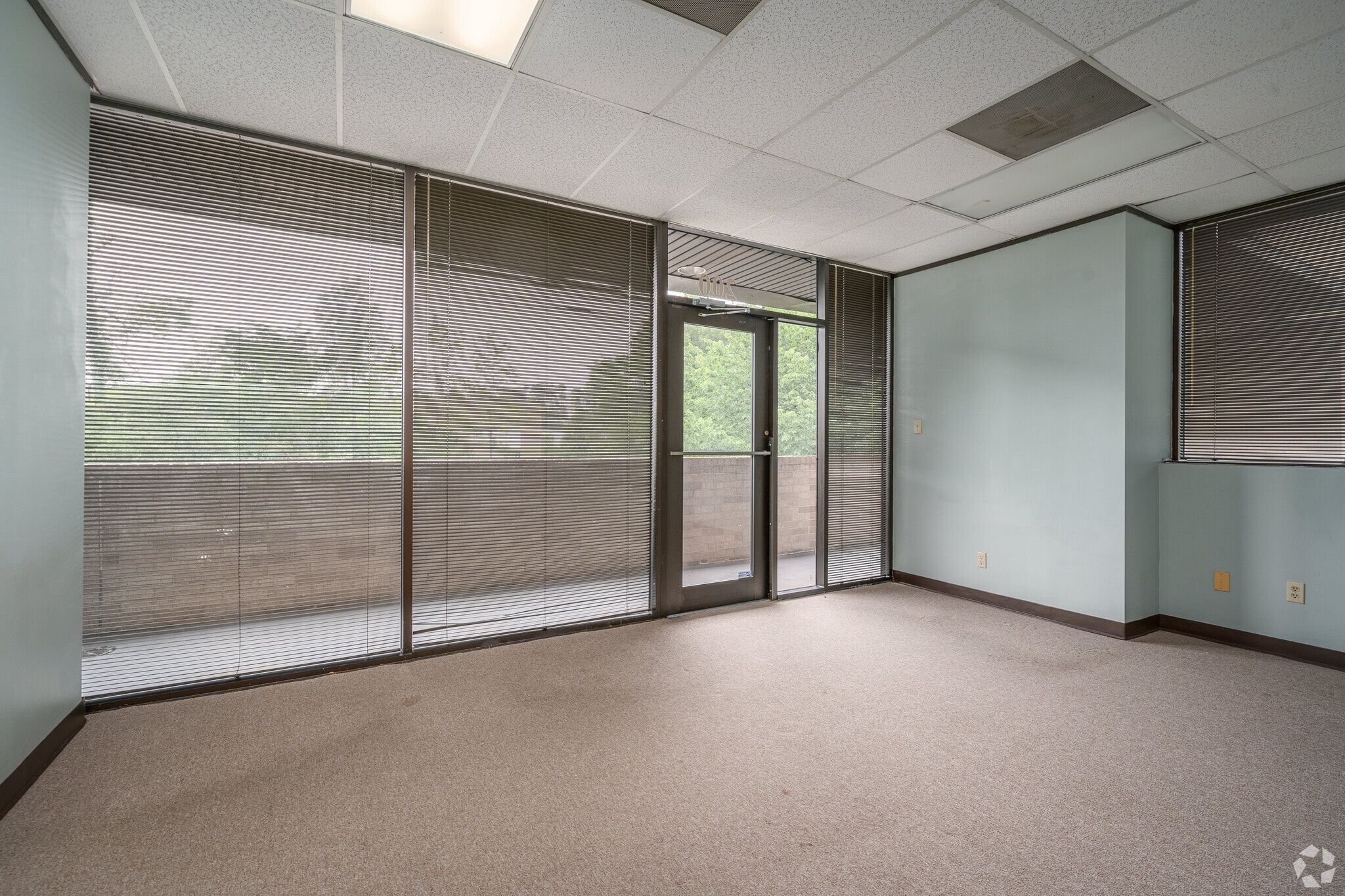 2316 Timber Shadows Dr, Kingwood, TX for lease Interior Photo- Image 1 of 4