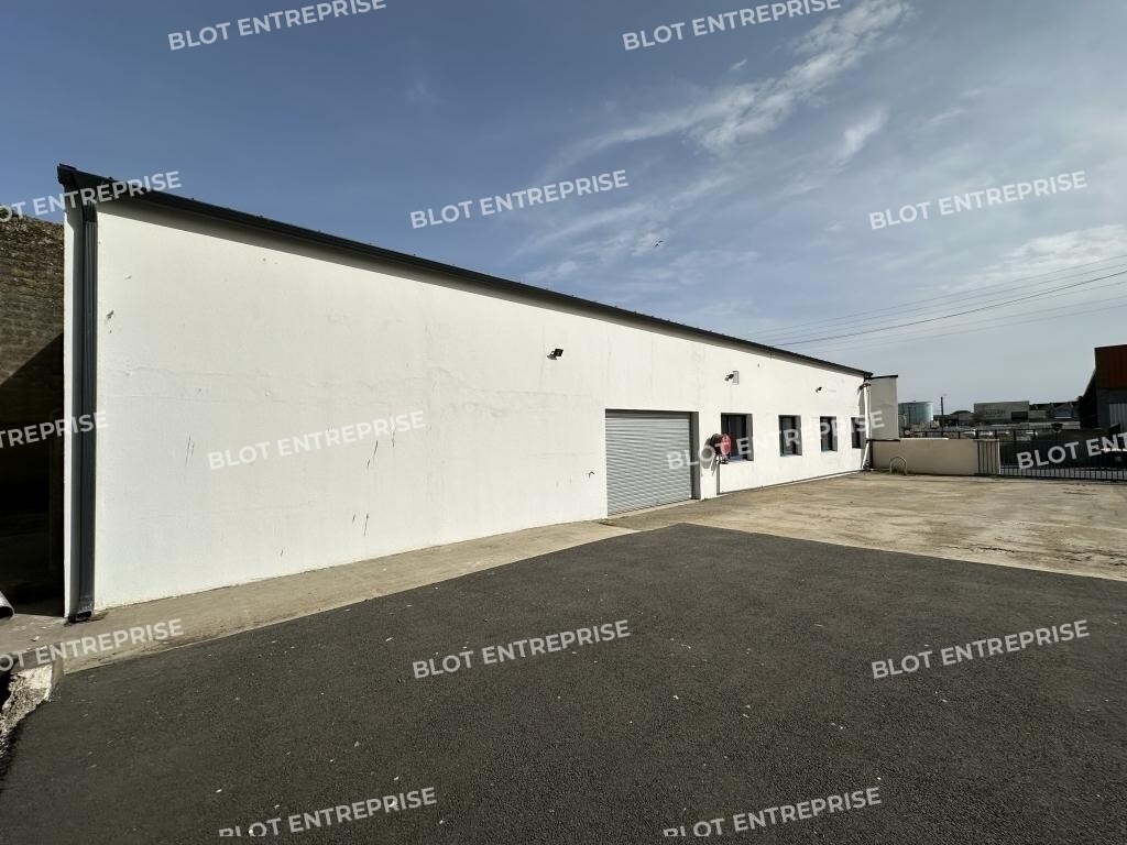Office in Lorient for lease Building Photo- Image 1 of 7