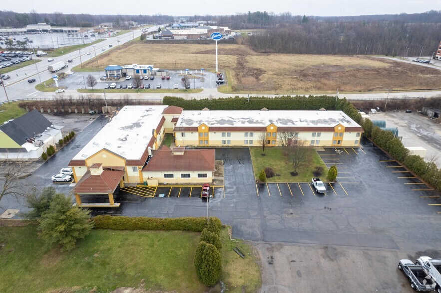 2850 Medina Rd, Medina, OH for sale - Building Photo - Image 1 of 1