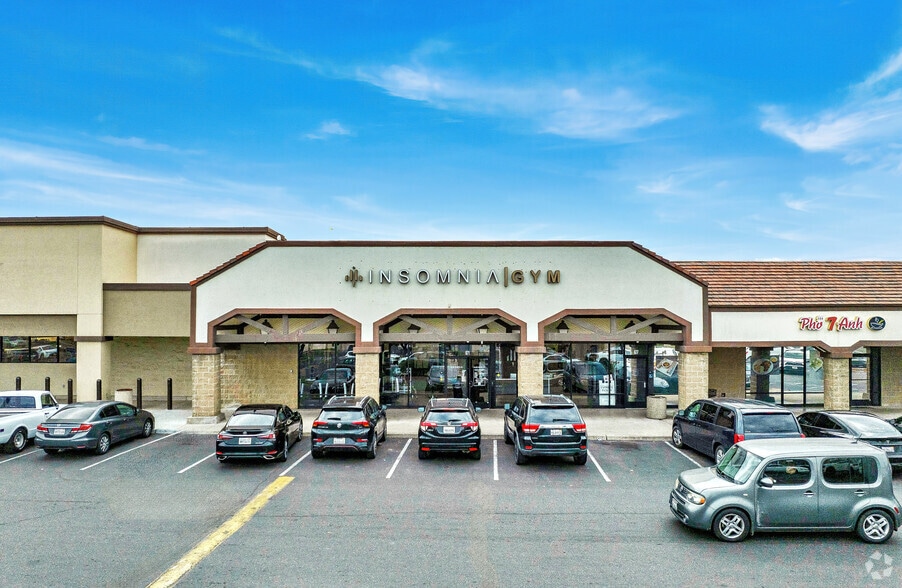 Turlock Town Center portfolio of 7 properties for sale on LoopNet.com - Building Photo - Image 3 of 25