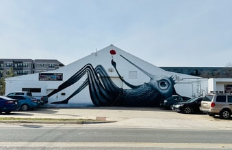 109 Industrial Blvd, Austin, TX for lease Building Photo- Image 1 of 9