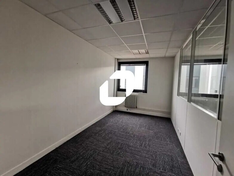 19-25 Rue Alexis De Tocqueville, Antony for lease - Building Photo - Image 3 of 30