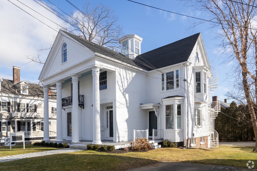 24 Bridge St, Manchester, MA for sale - Primary Photo - Image 1 of 1