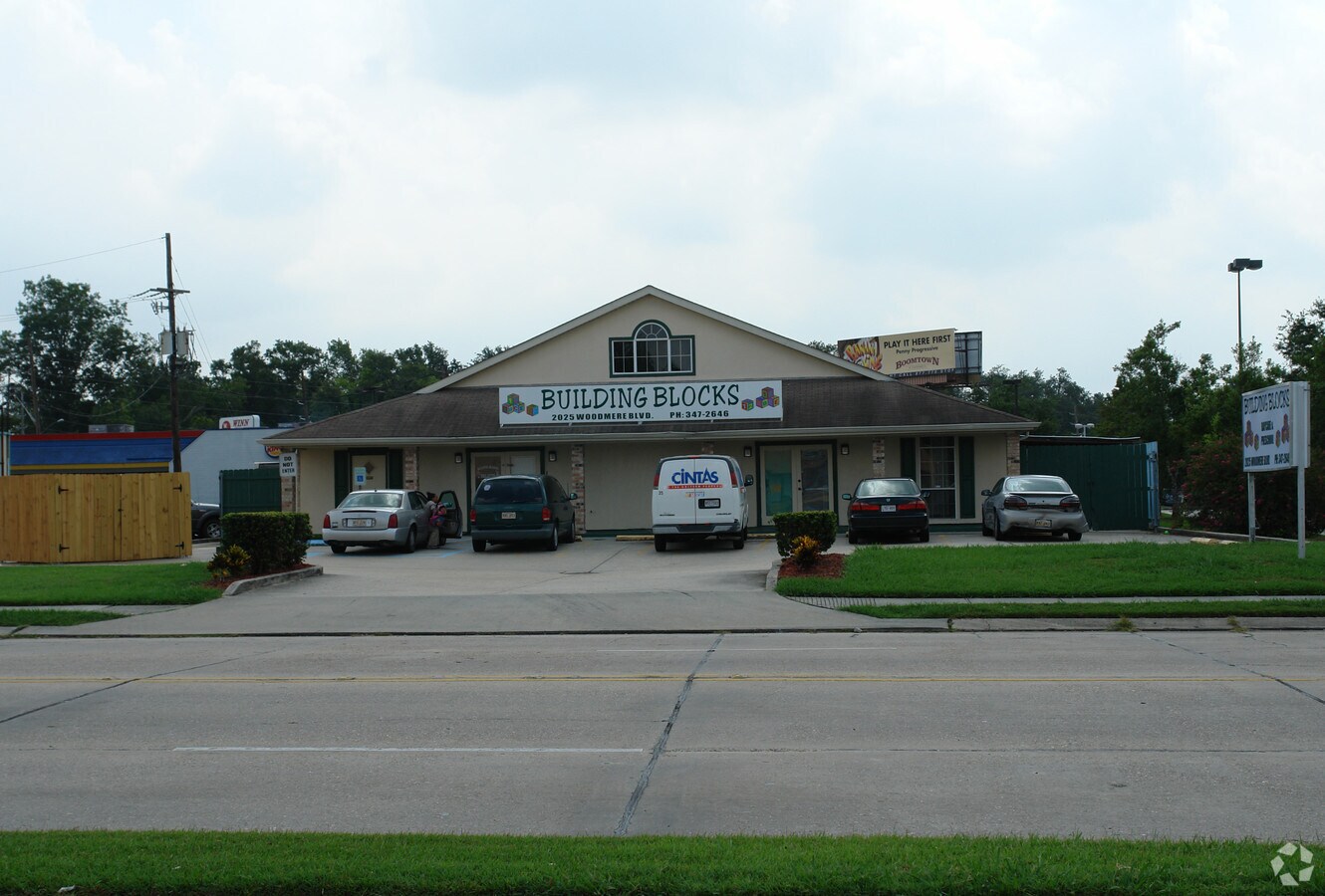 2025 Woodmere Blvd, Harvey, LA 70058