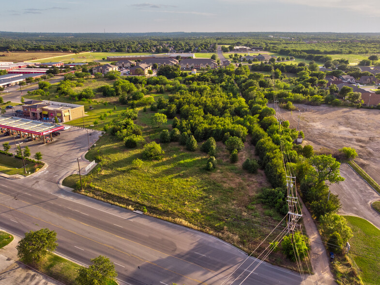 1418 S Morgan St, Granbury, TX for sale - Building Photo - Image 1 of 8