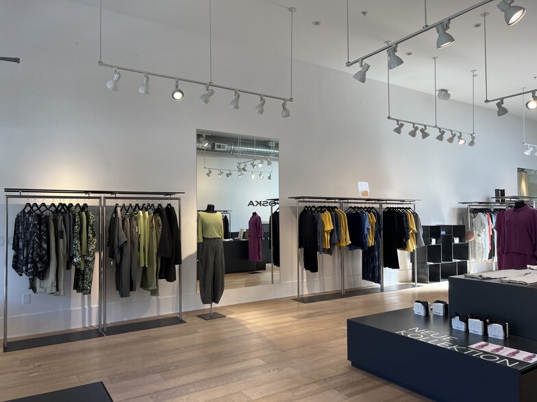 153 Throckmorton Ave, Mill Valley, CA for lease - Interior Photo - Image 3 of 6