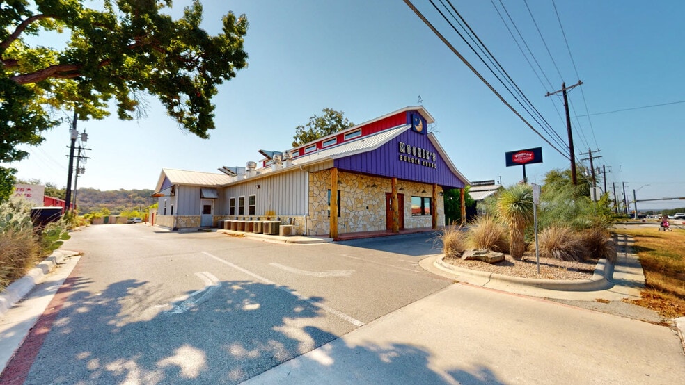 2411 N US Highway 281, Marble Falls, TX for sale - Building Photo - Image 1 of 31