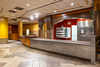 10000 California St, Omaha, NE for lease Interior Photo- Image 2 of 4