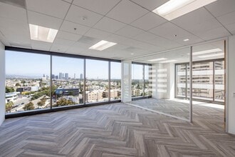 11150 Santa Monica Blvd, Los Angeles, CA for lease Interior Photo- Image 2 of 5