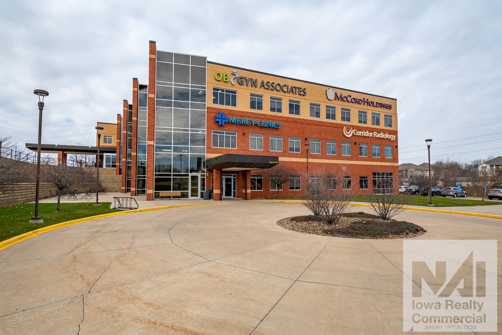 2769 Heartland Dr, Coralville, IA for lease Primary Photo- Image 1 of 13