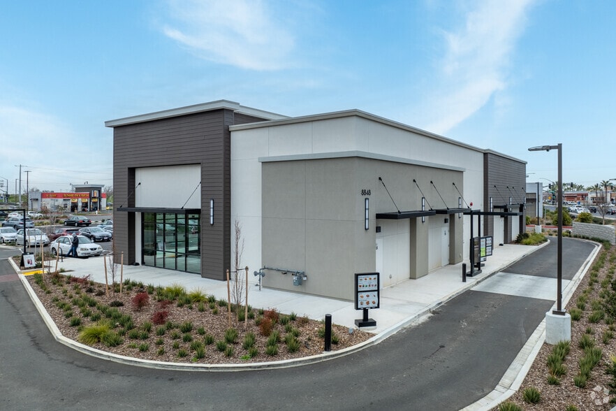 8848 E Sheldon Blvd, Elk Grove, CA for lease - Building Photo - Image 2 of 7
