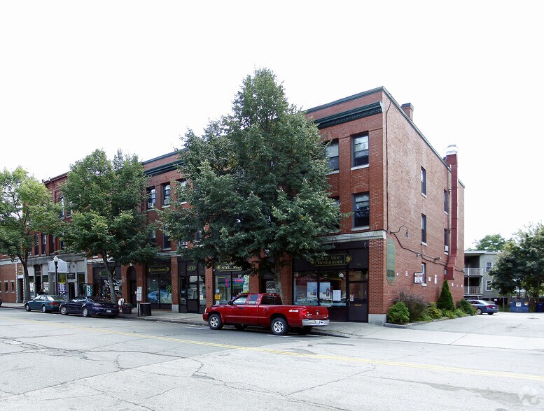 299 Main St, Biddeford, ME 04005