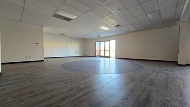 2341 E Postal Dr, Pahrump, NV for lease Interior Photo- Image 2 of 4