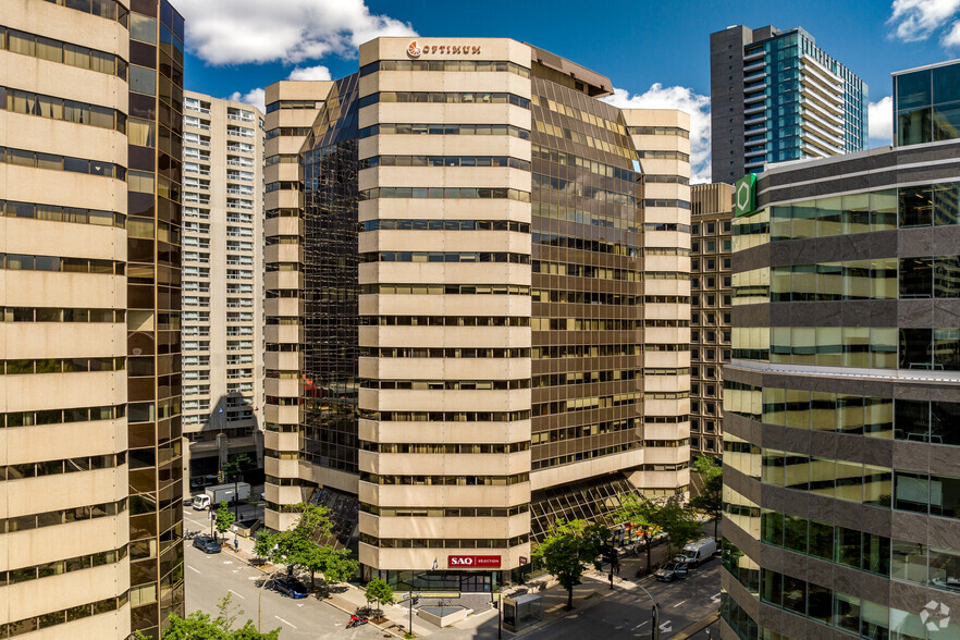 425 Boul De Maisonneuve O, Montréal, QC for lease - Primary Photo - Image 1 of 25