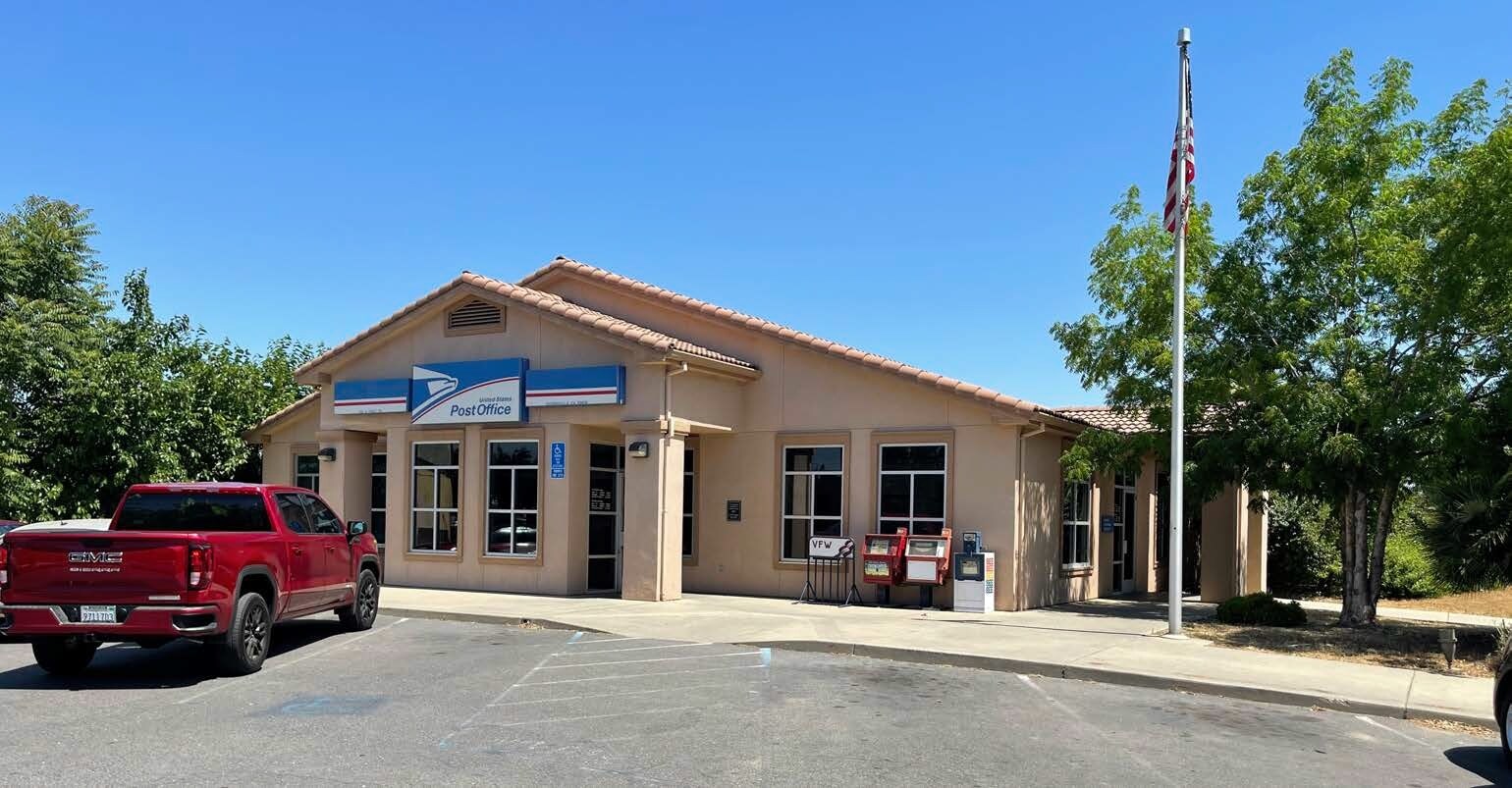 135 S 1st St, Chowchilla, CA 93610