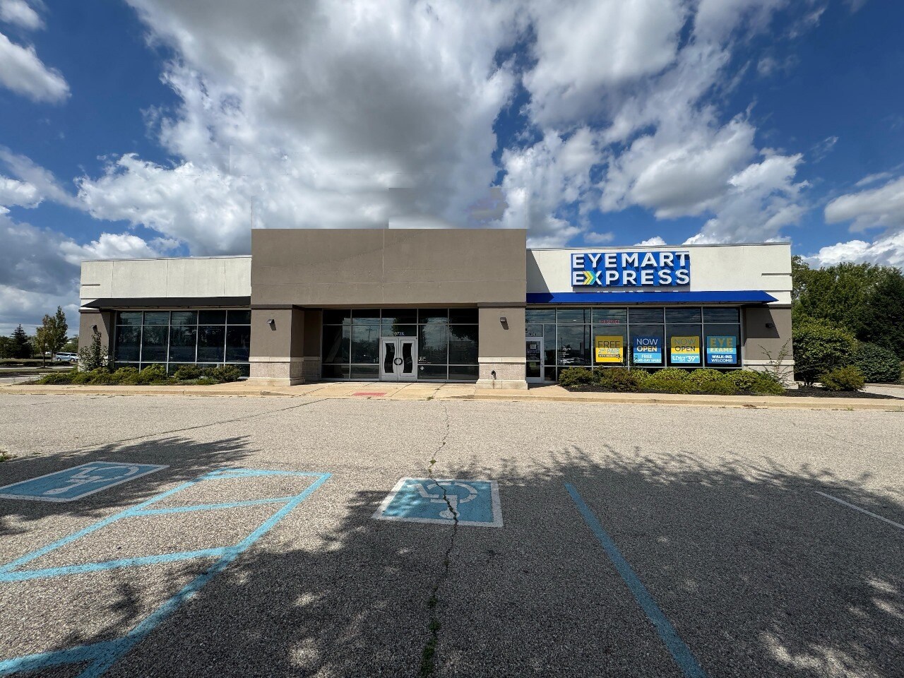 9626 Rockville Rd, Avon, IN for lease Building Photo- Image 1 of 15