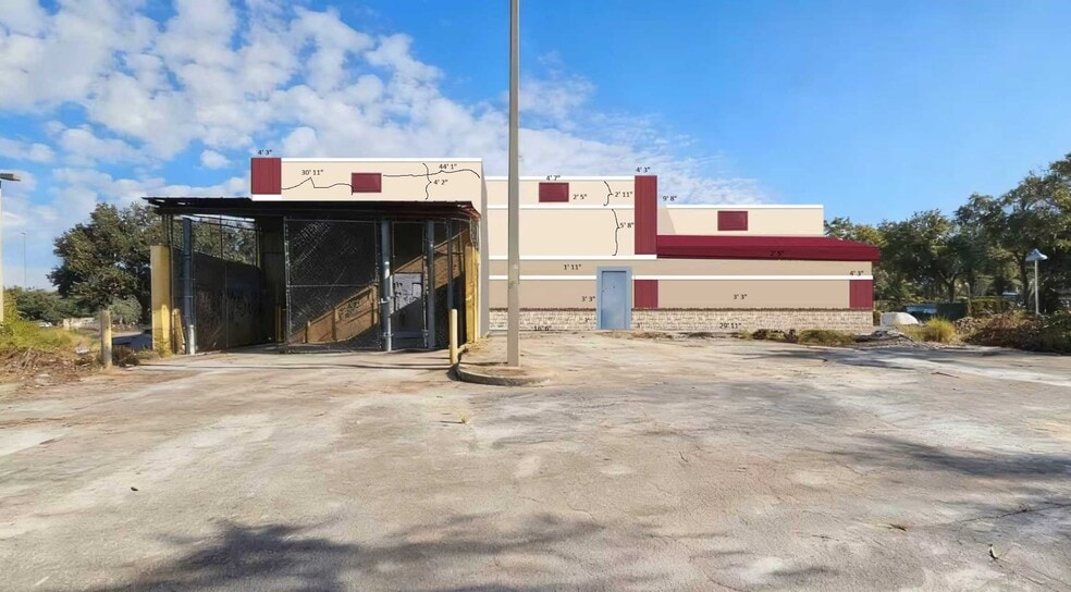 144 Brandon Town Center Dr, Brandon, FL for lease - Building Photo - Image 2 of 4