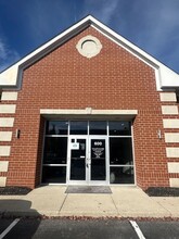6905 E 96th St, Indianapolis, IN for lease Building Photo- Image 2 of 5