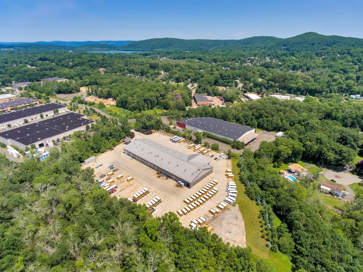 400500 Corporate Ct, Valley Cottage, NY 10989 Property Record