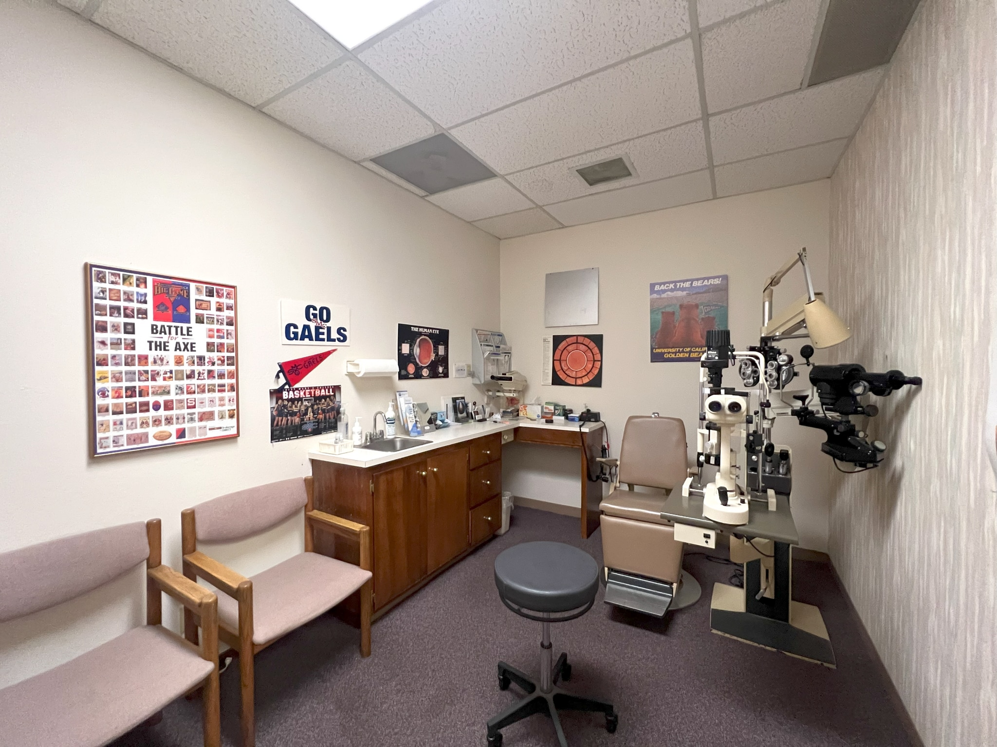 1030 Country Club Dr, Moraga, CA for lease Interior Photo- Image 1 of 7