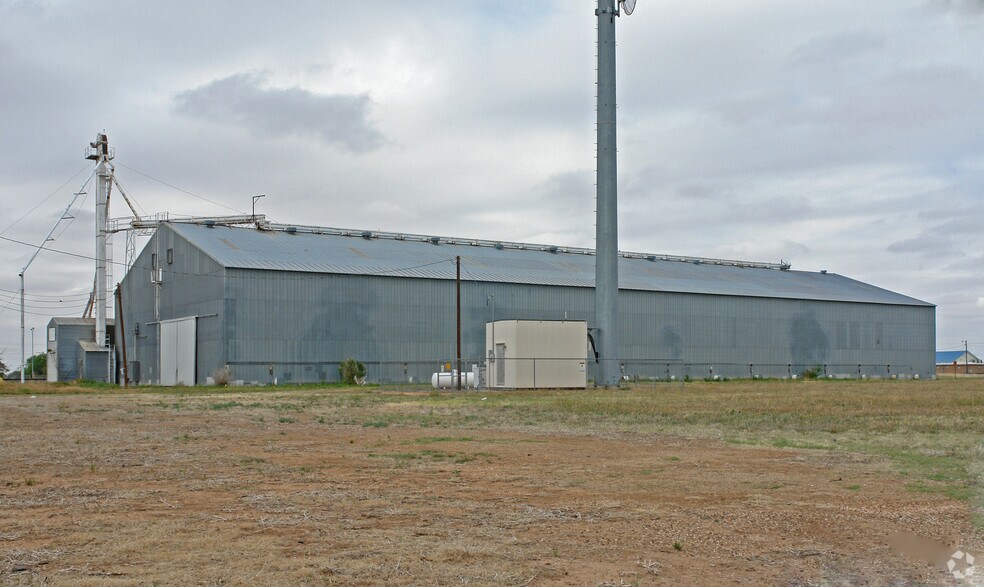 1200 Texas Ave, Abernathy, TX for sale - Primary Photo - Image 1 of 1