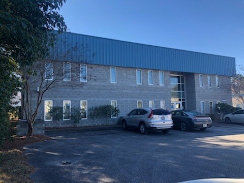 1009 Bankton Cir, Hanahan, SC for sale - Building Photo - Image 1 of 1