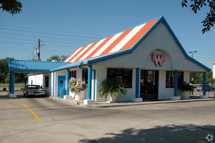 3797 Southwest Fwy, Houston, TX for lease - Primary Photo - Image 1 of 1