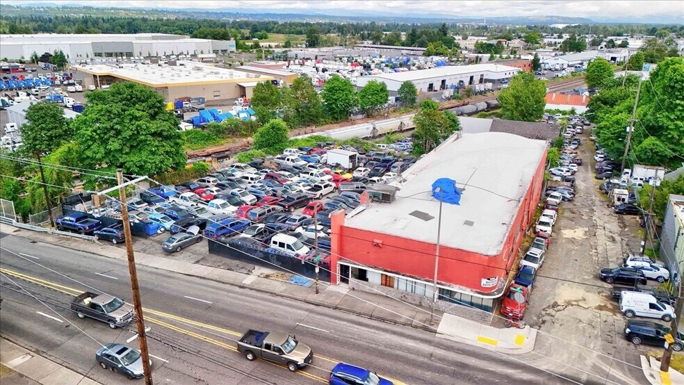7606 NE Martin Luther King Jr. Blvd, Portland, OR for sale - Primary Photo - Image 1 of 9