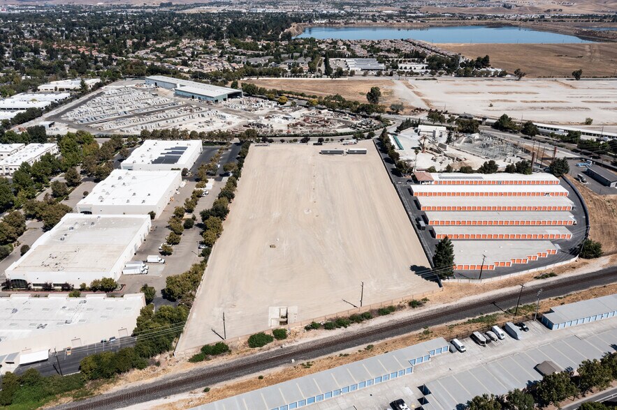 3500 Boulder St, Pleasanton, CA for lease - Building Photo - Image 1 of 4