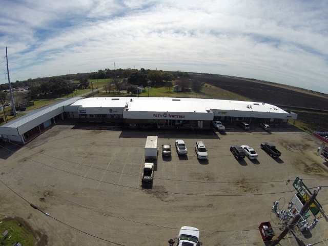 1100 Main St, East Bernard, TX for lease - Primary Photo - Image 3 of 50
