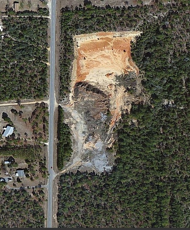 718 Laird Rd, Crestview, FL 32539