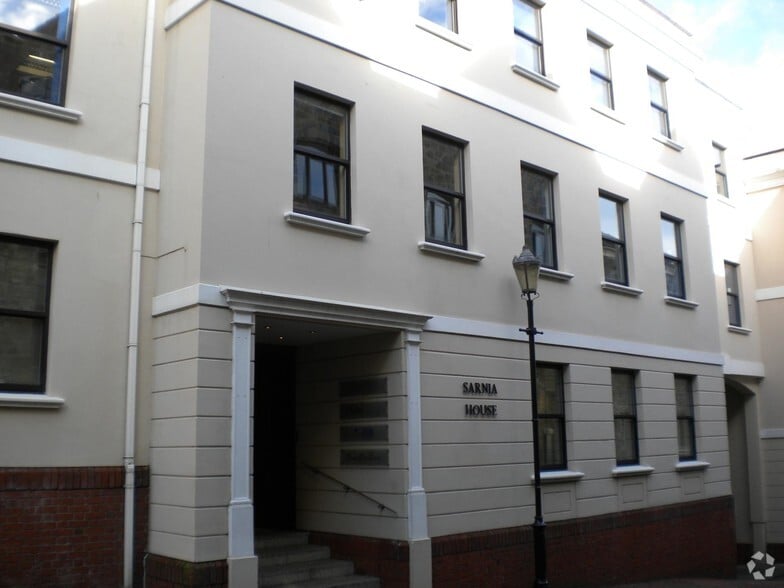 Le Truchot, Guernsey for sale - Primary Photo - Image 1 of 1