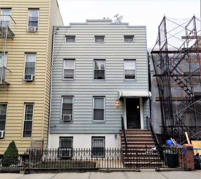 111 Java St, Brooklyn, NY 11222