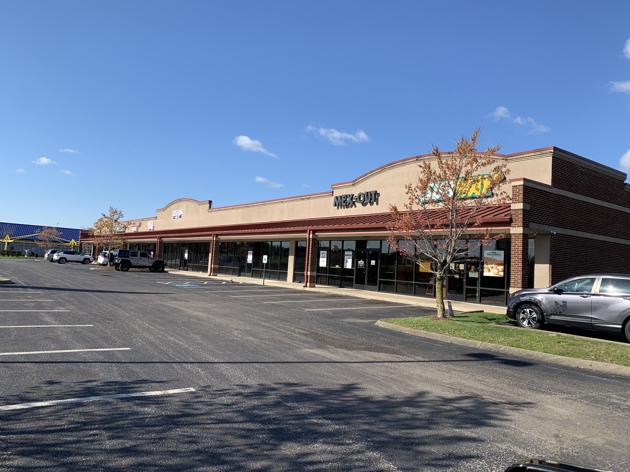 1355 Veterans Memorial Ln, Bowling Green, KY 42101 - Retail for Lease ...