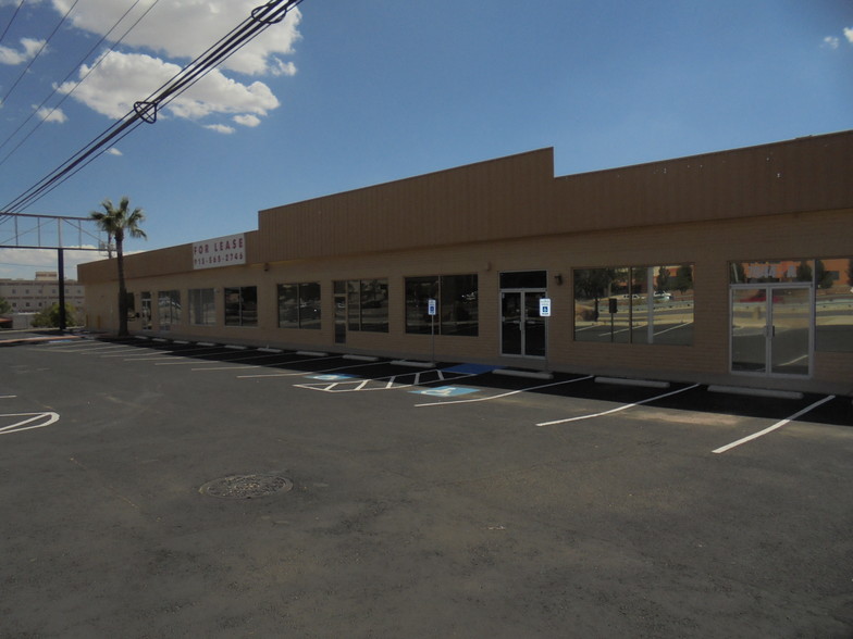 7844 E Gateway Blvd, El Paso, TX 79915 - Retail for Lease | LoopNet