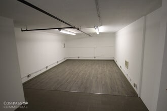 20551 Builders St, Bend, OR for lease Interior Photo- Image 2 of 5