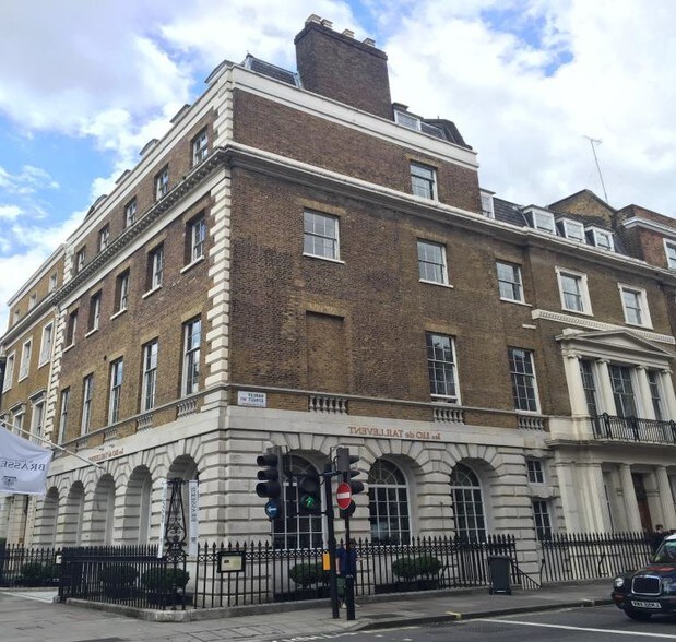 2 Harley St, London, W1G 9PA