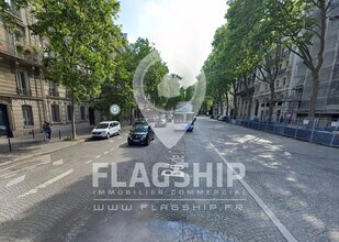 Paris - AERIAL map view