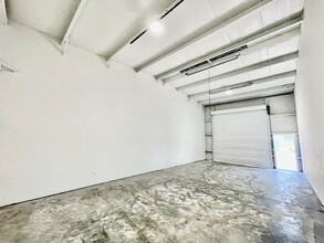 6270 118th Ave N, Largo, FL for lease Interior Photo- Image 2 of 3