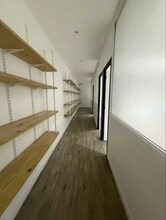 Office in Paris for lease Interior Photo- Image 1 of 5