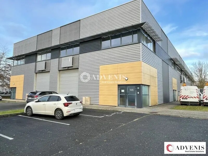 Location Entrepôt 494 m² - Photo 1