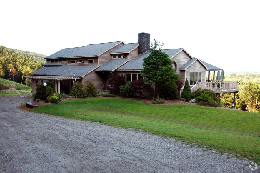 151 Smead Hill Rd, Greenfield, MA 01301 Mountain Rose Inn