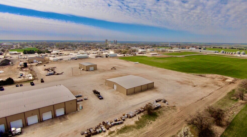 1100 N Mitchell Rd, Hennessey, OK 73742 Building A